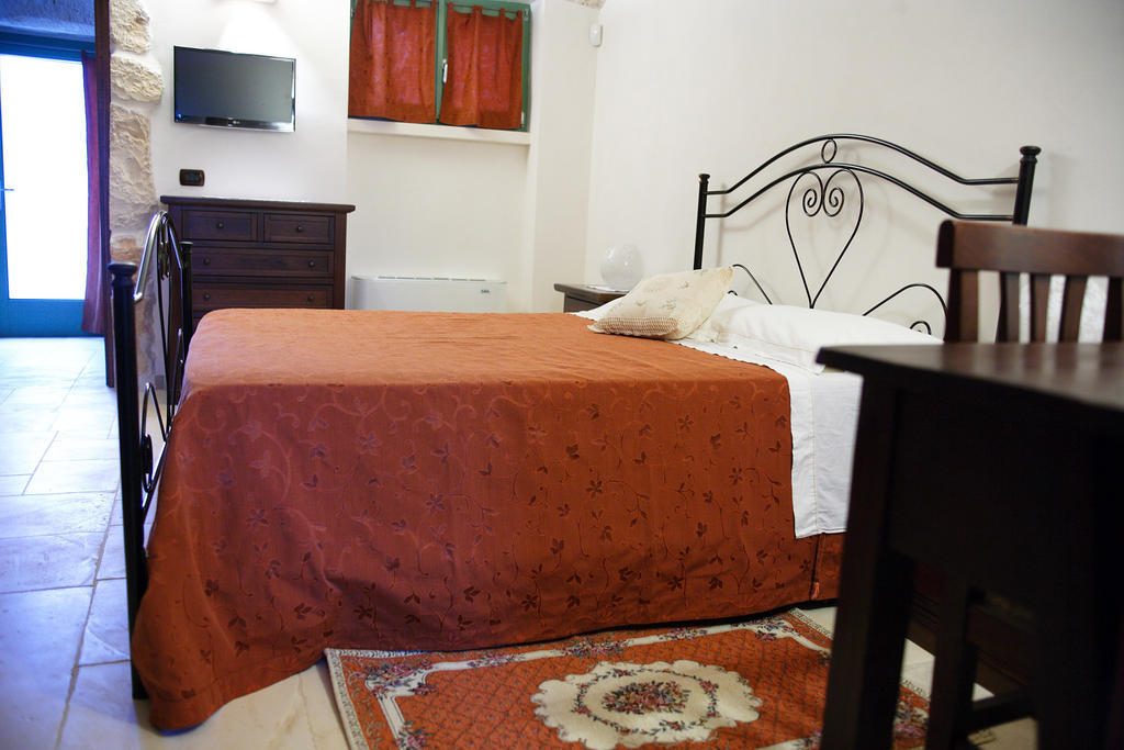 Hotel Trulli Boccadoro Ostuni Habitación foto