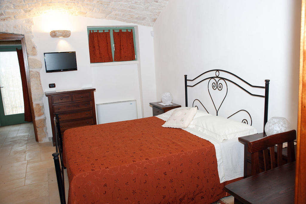Hotel Trulli Boccadoro Ostuni Habitación foto